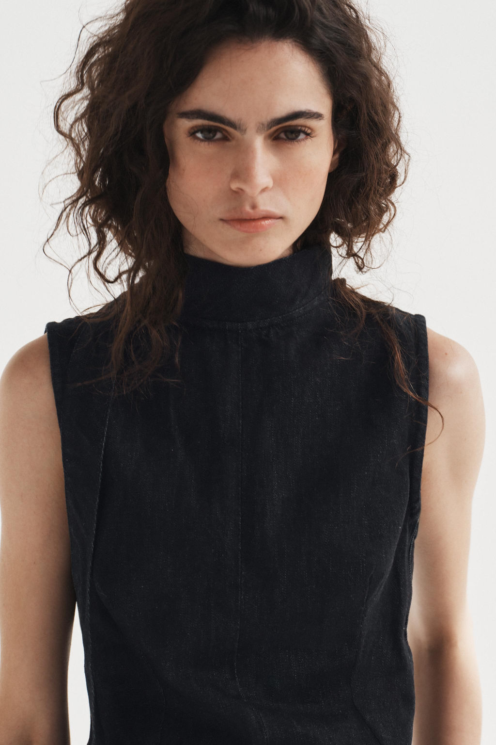 TRF DENIM HALTER TOP WITH TIE DETAIL - Zara фото 12