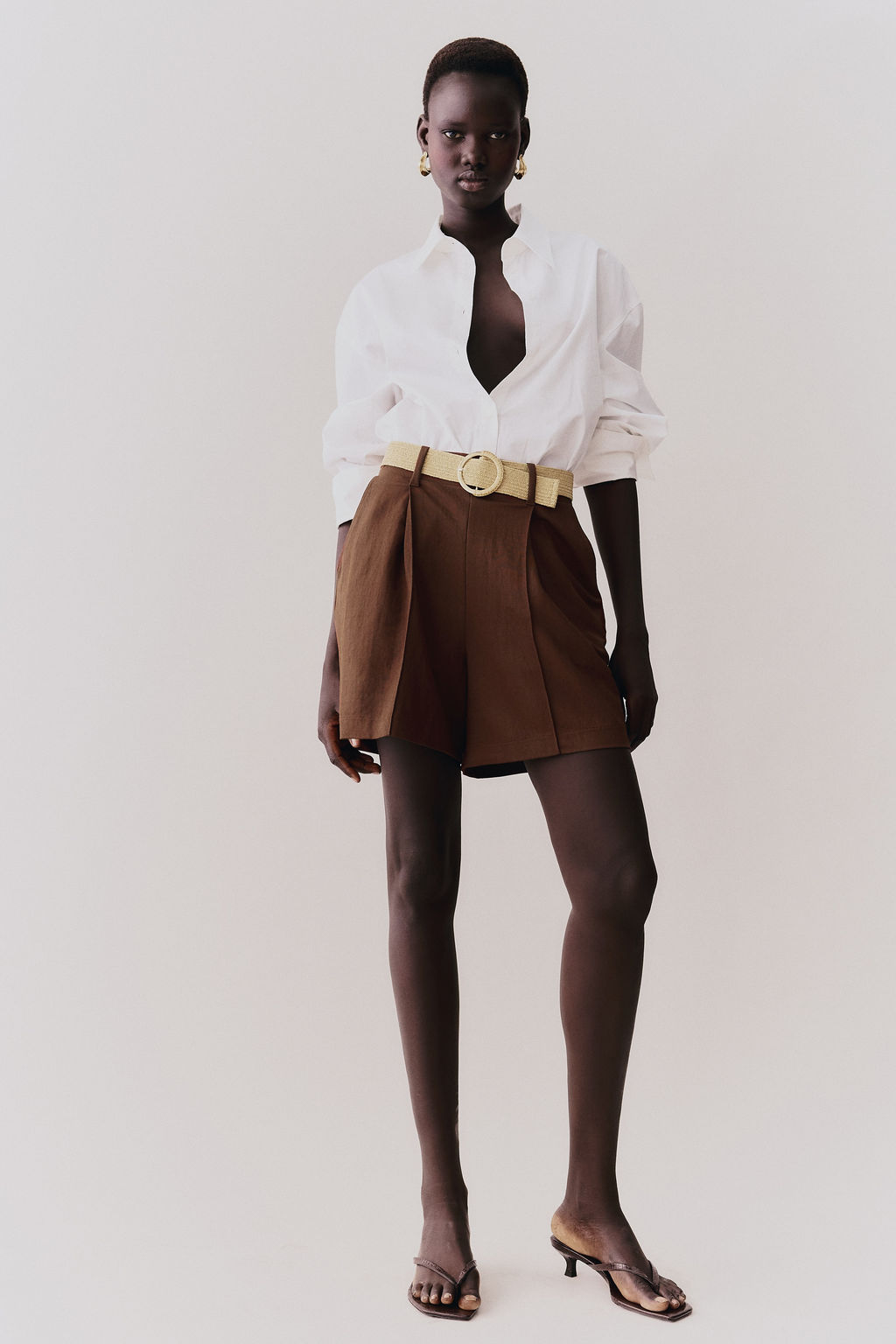 Pantal?n corto en piqu? con cintur?n - H&m фото 3