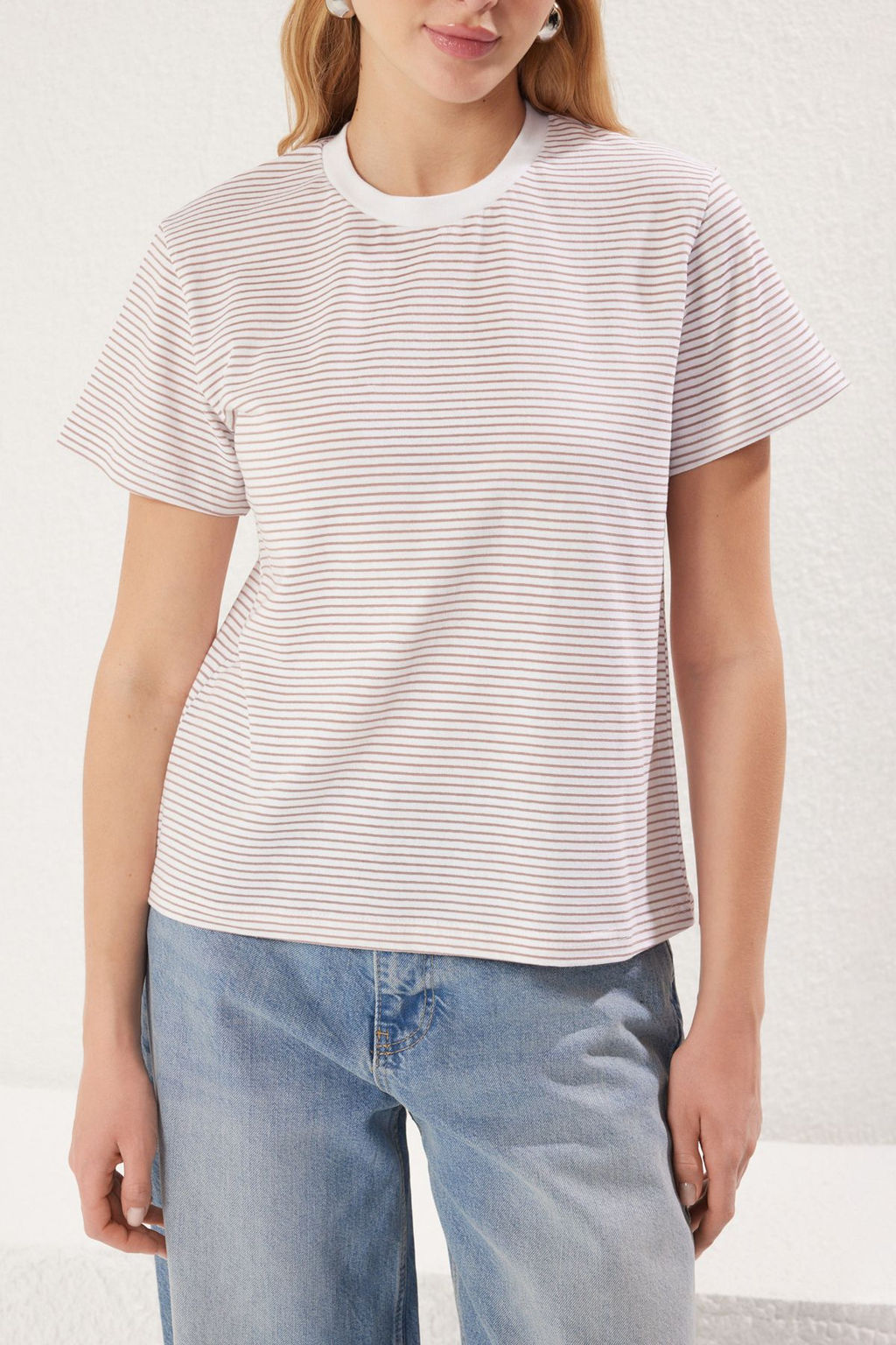 Vizon Ekru Cizgili Premium Kal?n Pamuklu Basic Regular/Normal Kal?p Orme T-Shirt TWOSS23TS00043