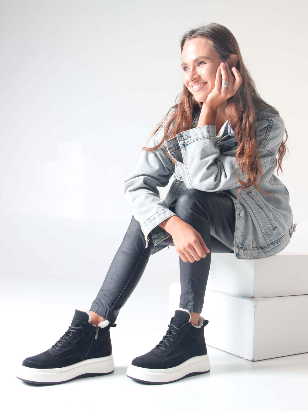 Ботинки 260.windyw. черный замш/Мех