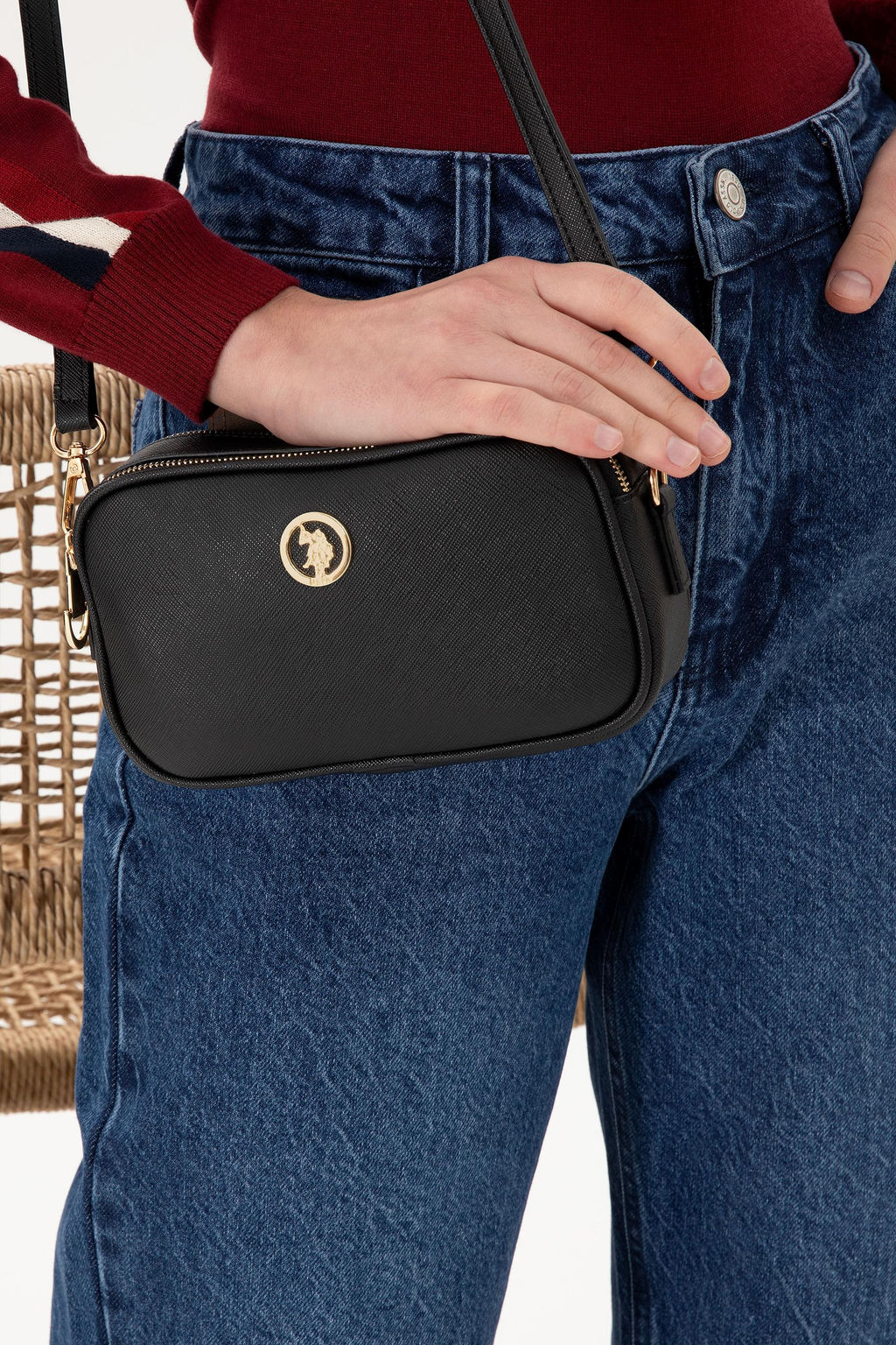 Женская черная сумка через плечо Неожиданная скидка в корзине - U.s. polo assn фото 2