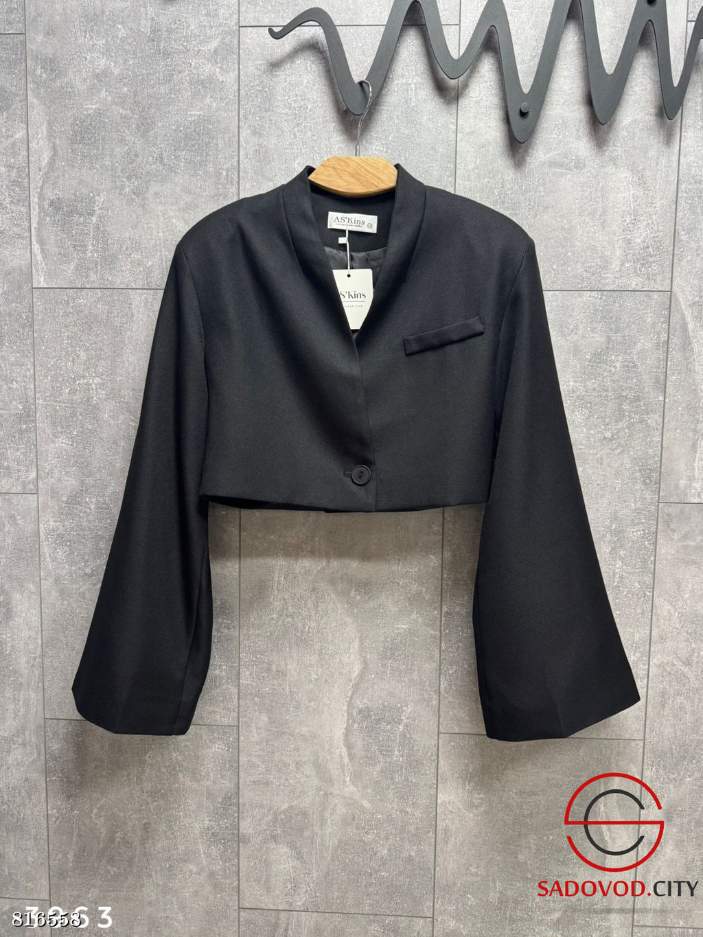 Пиджак мини с акцентными клеш рукавами - Bruno фото 2