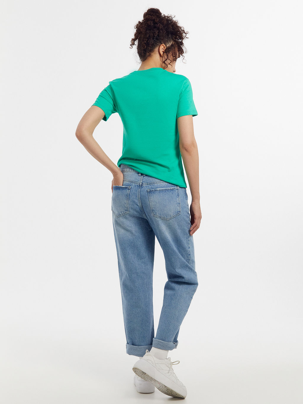 Футболка женская в зеленом цвете зеленый топаз 302680 - Mark formelle фото 4