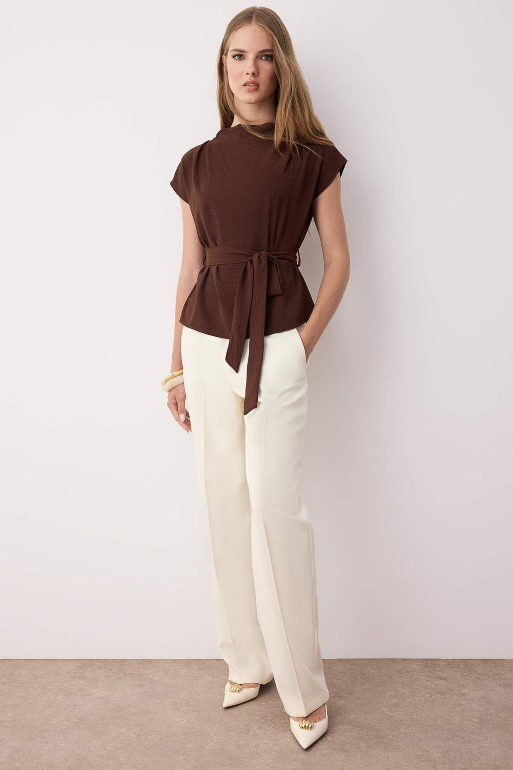 Kahverengi Kolsuz Kusakl? Dokuma Bluz TWOAW26BZ00057 - Trendyolmilla фото 10