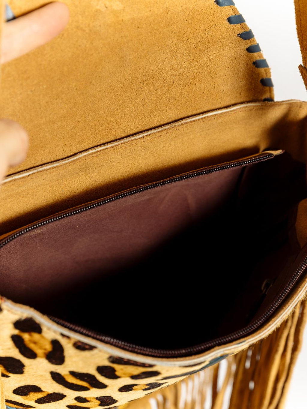 Сумка замшевая с бахромой через плечо №1127/2 - Ганг фото 6