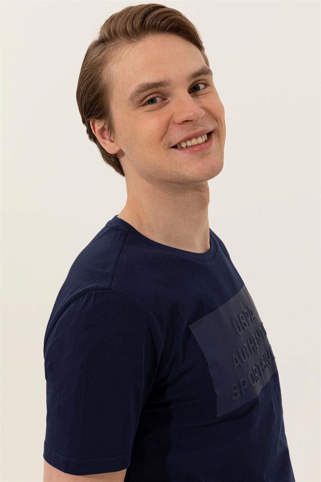 Мужская темно-синяя футболка с круглым вырезом Неожиданная скидка в корзине - U.s. polo assn фото 2