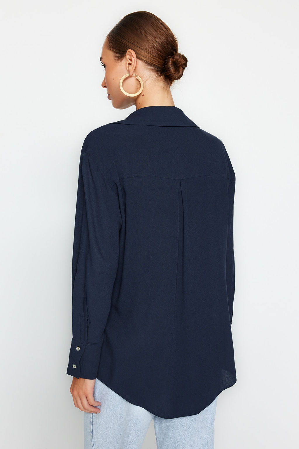 Lacivert Basic Oversize Genis Kal?p Dokuma Gomlek TWOAW24GO00207