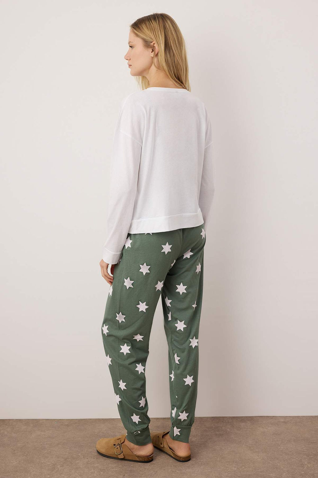 Trendyolmilla Cok Renkli %100 Pamuklu Y?ld?z Desenli Orme Pijama Tak?m? THMAW21PT0241  фото 16