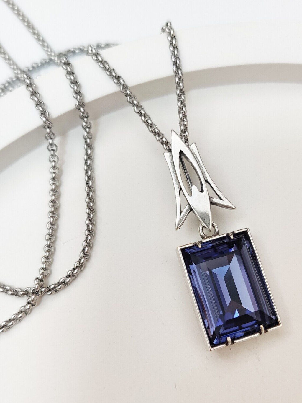 Кулон на цепочке "Бонапарт "