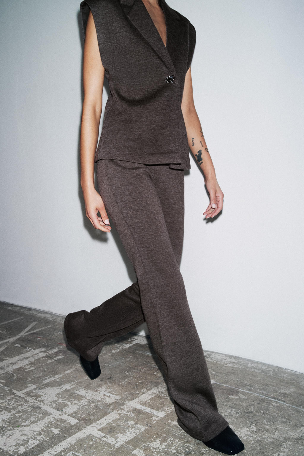 FLARE TROUSERS - Zara фото 4