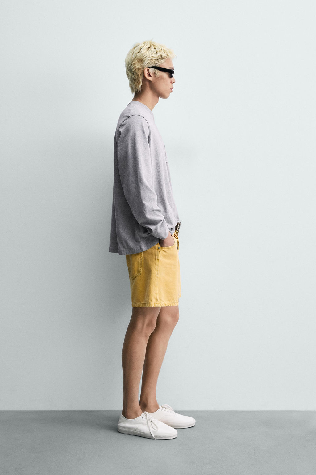 BERMUDA DENIM RELAXED FIT COLOR / Amarillo - Zara фото 4