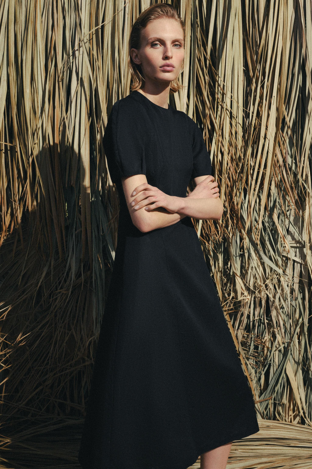 VESTIDO MIDI CON LINO ZW COLLECTION / Negro - Zara фото 4