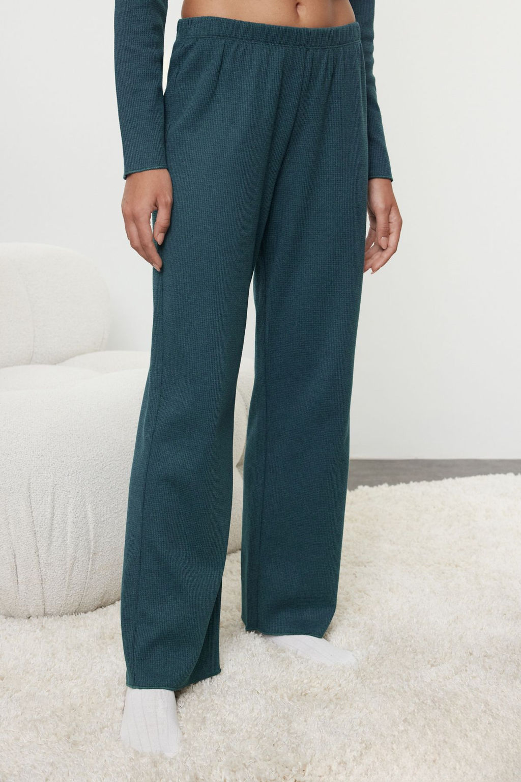 Trendyolmilla Bej Kurdele/Fiyonklu Waffle Kumas Orme Pijama Tak?m? THMAW25PT00195 фото 9