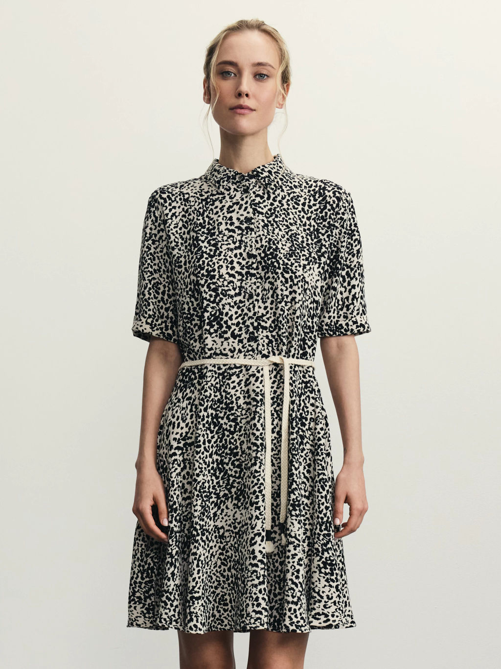 Платье мини с поясом / Zarina  фото 3