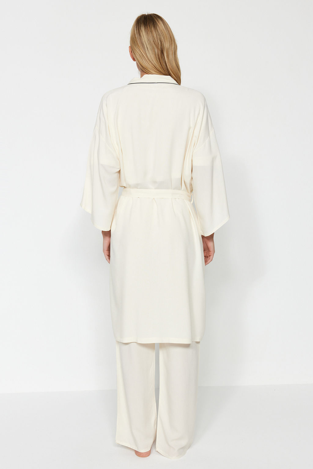 Trendyolmilla Siyah 2li Viskon Biyeli Sabahl?k-Pijama Alt? Dokuma Pijama Tak?m? THMAW24PT00074  фото 6