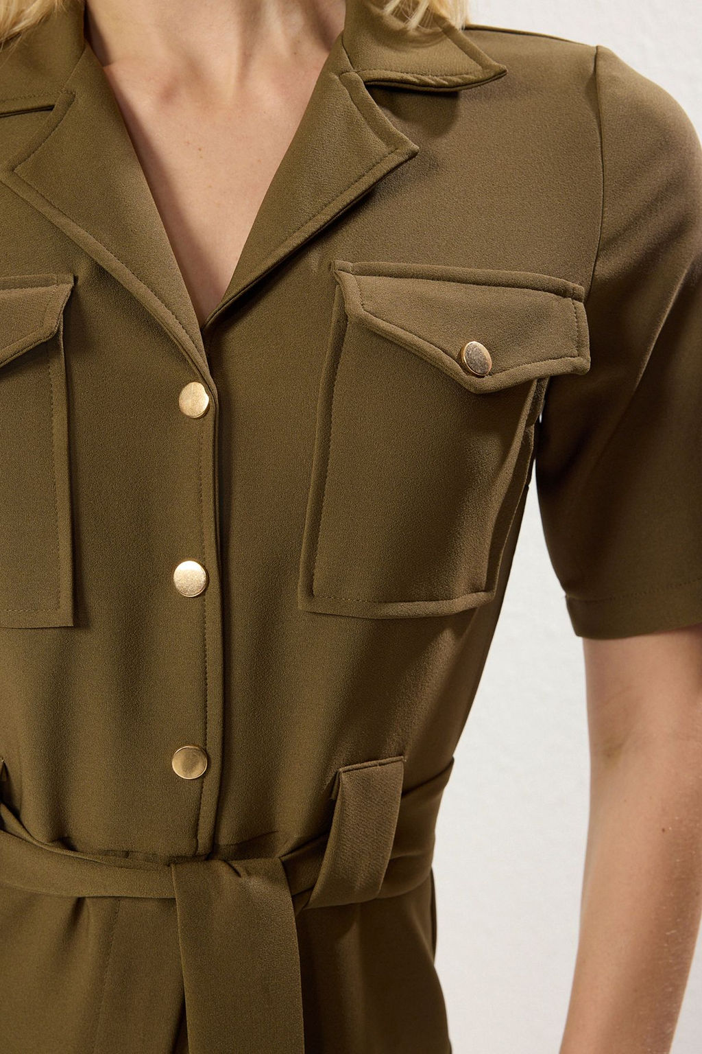 Haki Kusakl? Gomlek Yakal? Dugmeli Boru Paca Dokuma Tulum TWOSS20TU0055