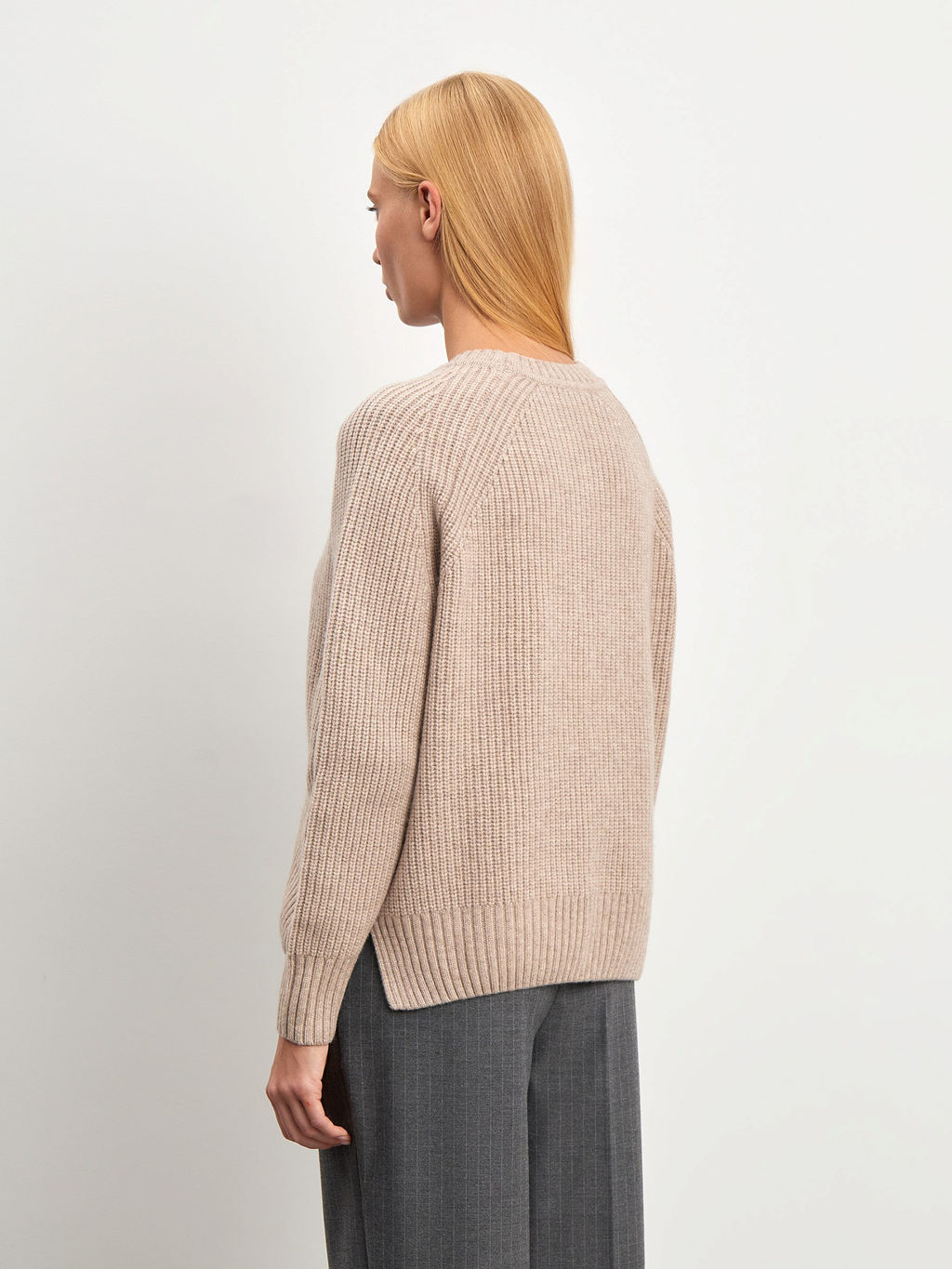 Джемпер с разрезами по бокам B2890/cammello - Emka фото 10