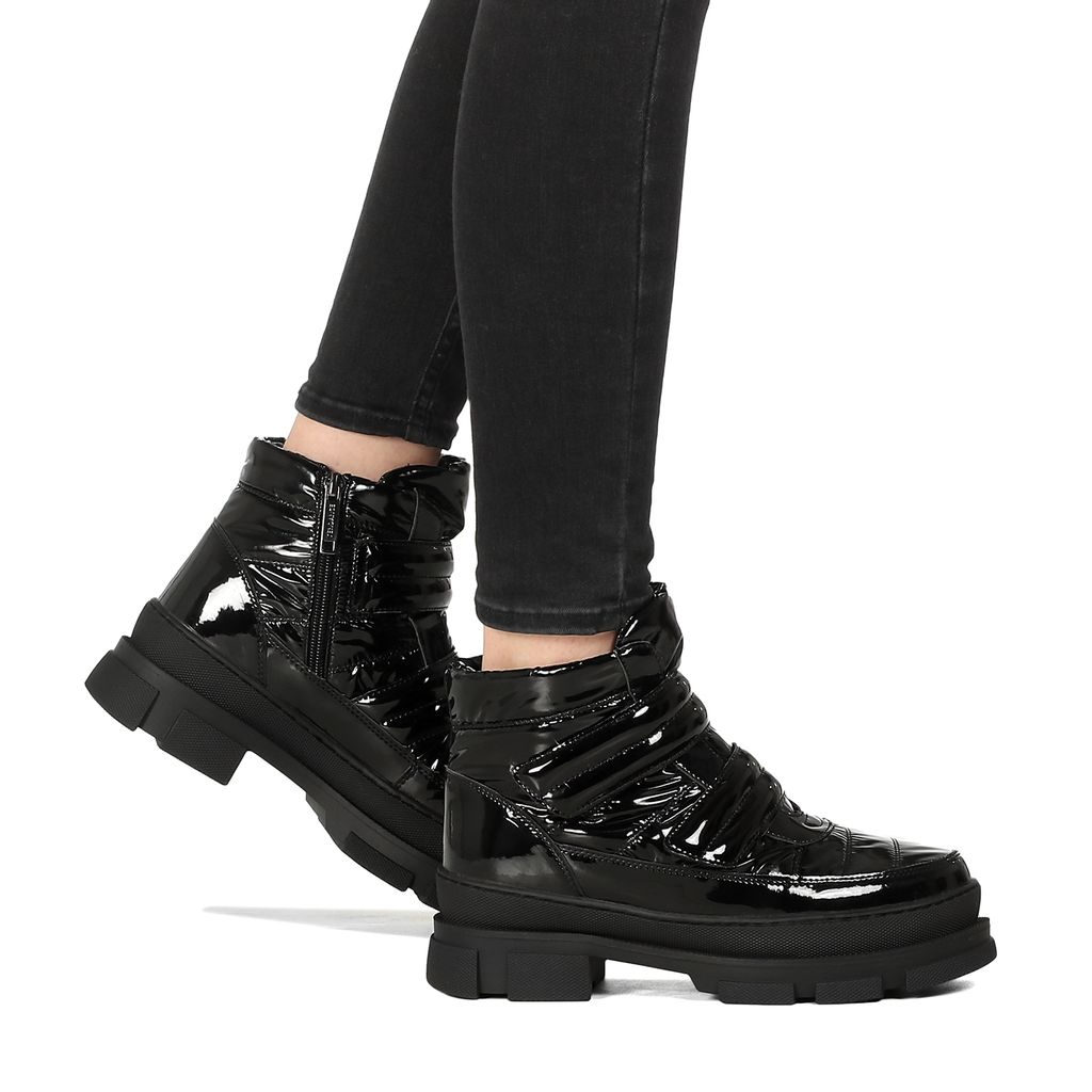 Женские дутики TENDANCE Артикул 2500430, черный
