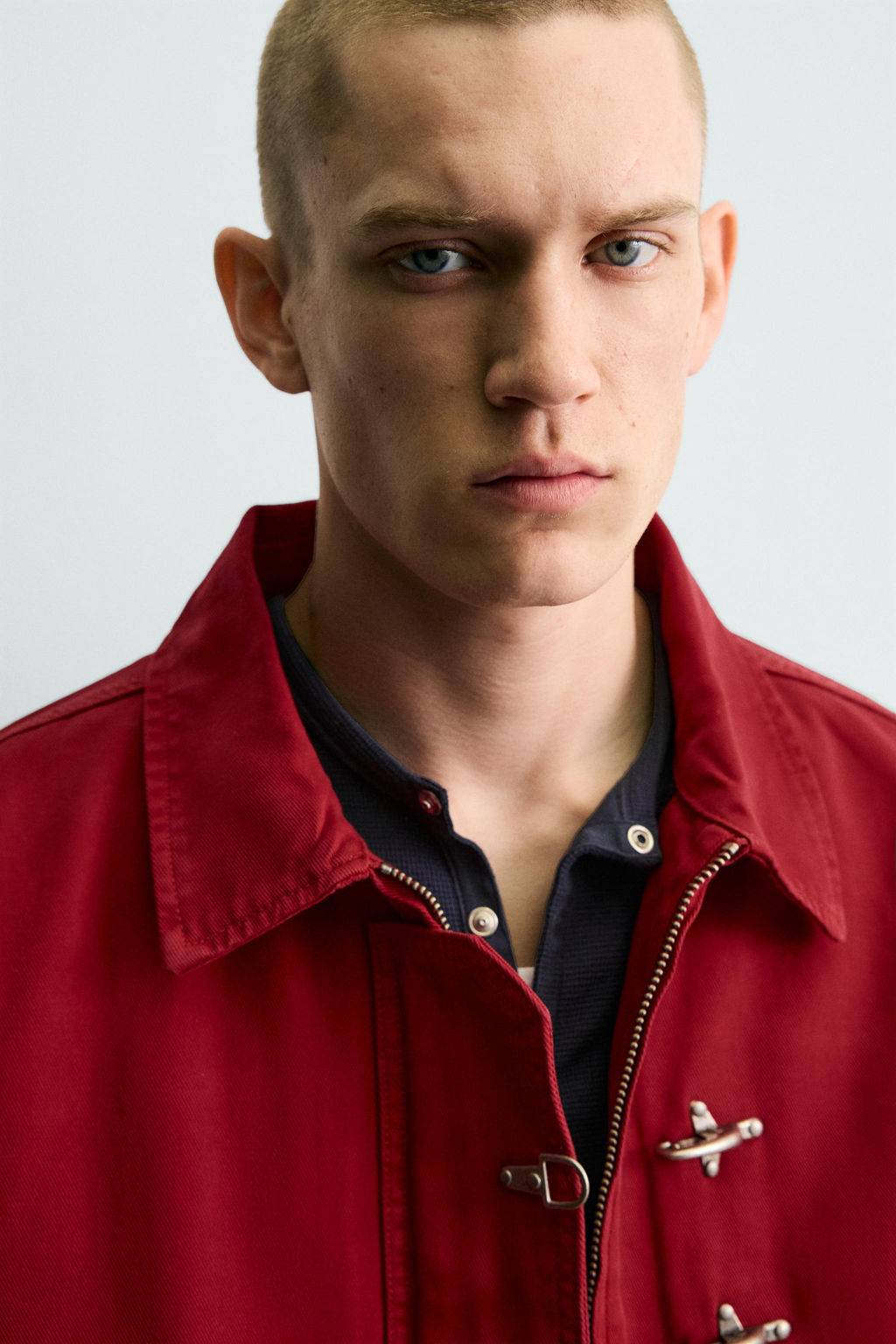 CAZADORA BOXY  FIT ALAMARES / Rojo / Negro - Zara фото 7