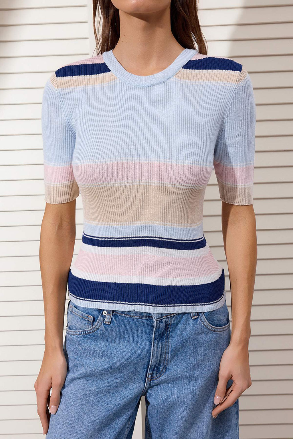 Somon Cizgili Fitted/Vucuda Oturan Triko Bluz TWOSS26BZ00131 - Trendyolmilla фото 5