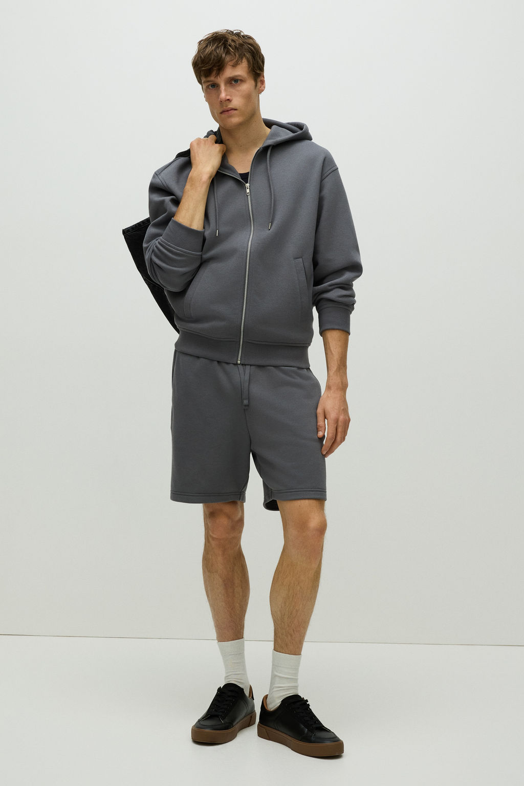Pantal?n corto en sudadera Regular Fit - H&m фото 4