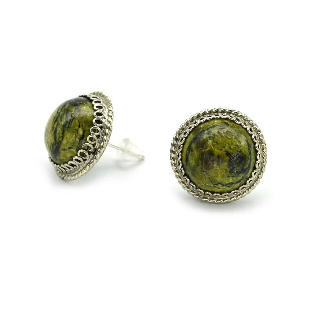 Серьги пусеты (гвоздики) змеевик 15мм.