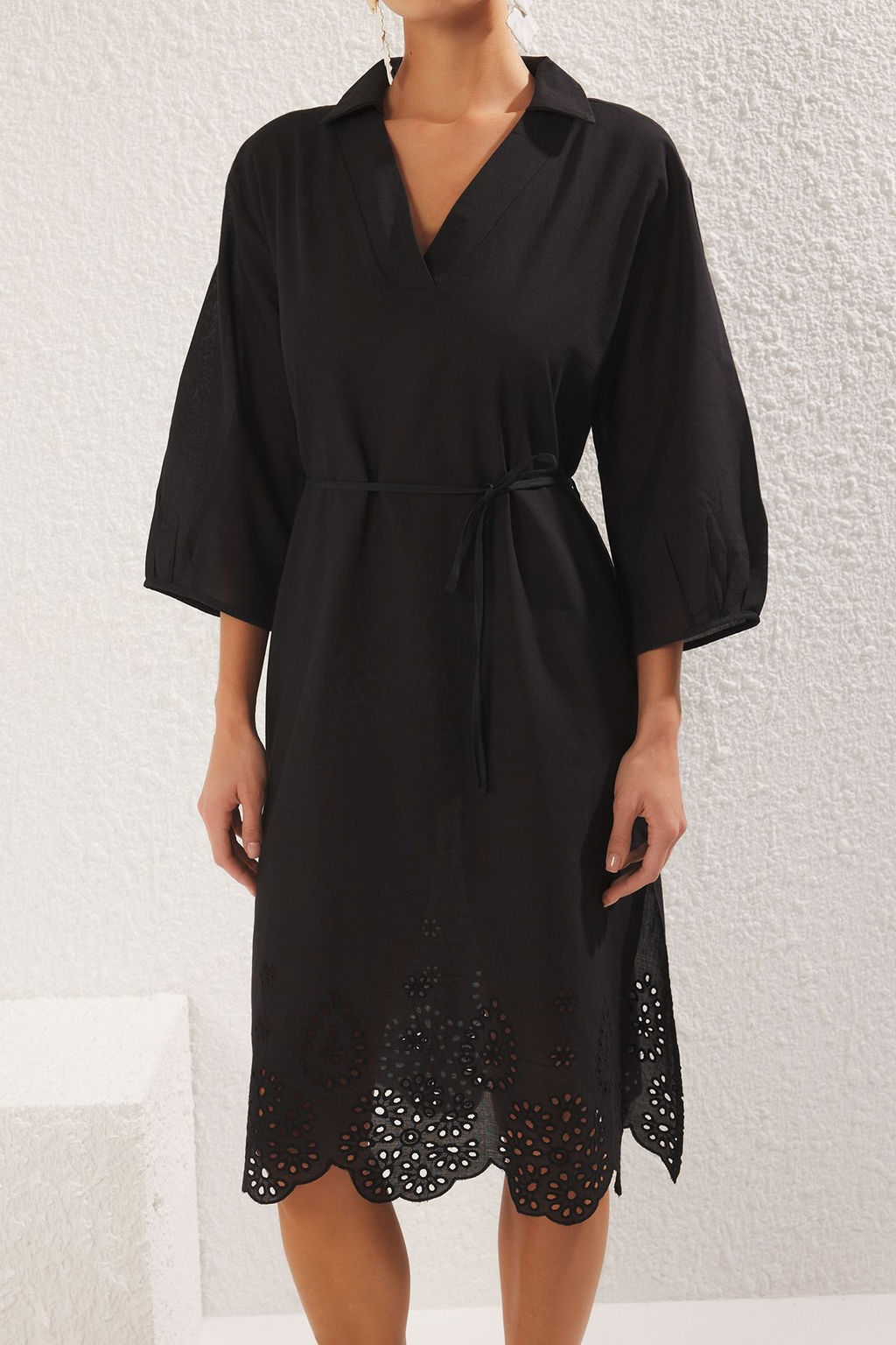 Plaj Giyim Siyah Dokuma Brodeli Midi Elbise TBESS25EL00009 - Trendyolmilla фото 3