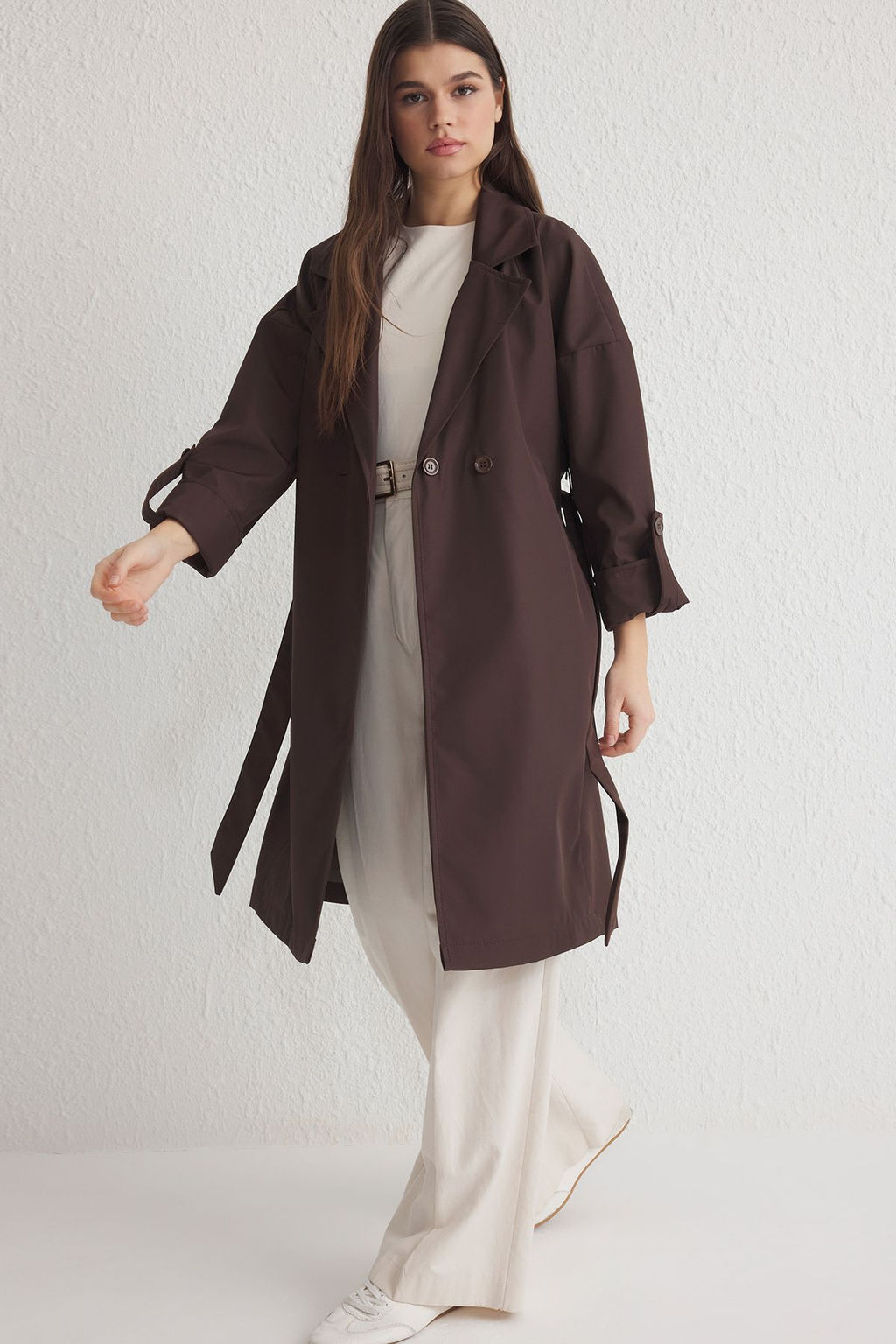 Trendyolmilla Bej Oversize Kusakl? Su Itici Uzun Trenckot TWOAW24TR00019  фото 25