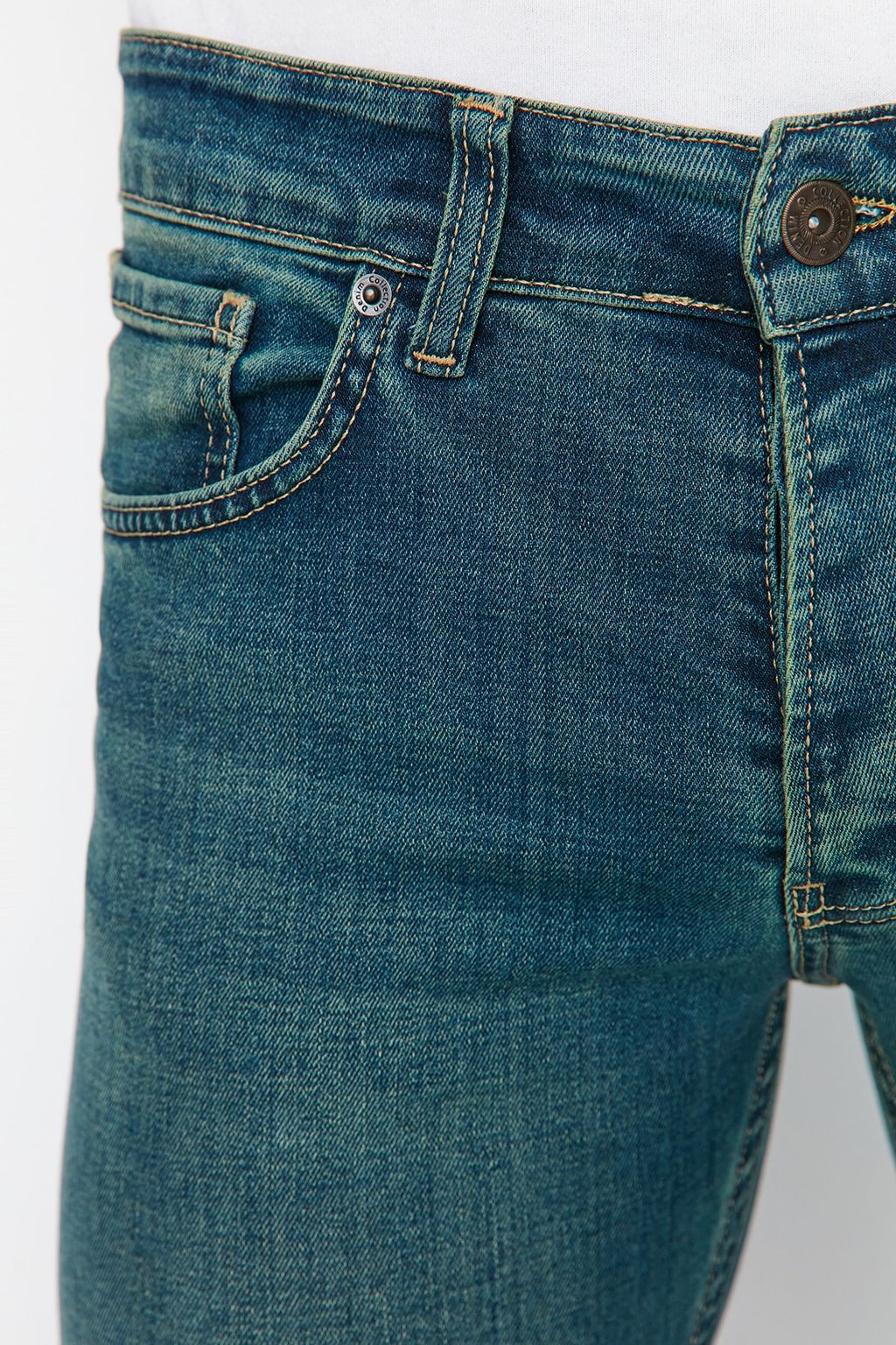 TRENDYOL MAN Indigo Skinny Fit Esnek Kumas Dar Kesim Eskitme Gorunumlu Jeans Kot Pantolon TMNAW22JE0311 - Trendyolmilla фото 4