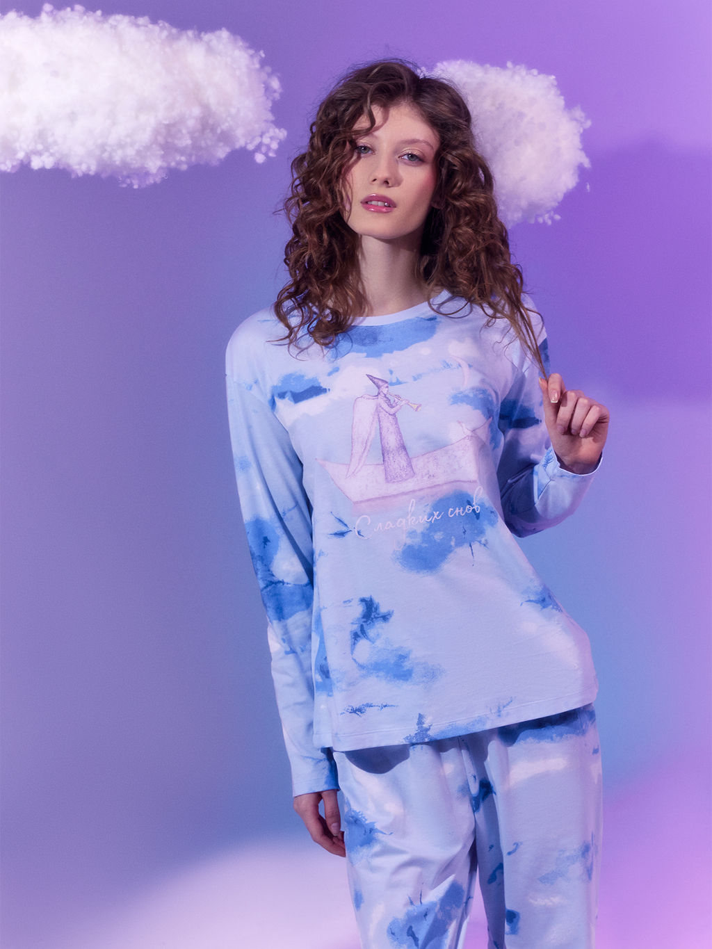 Пижама женская голубая с принтом и надписью Сладких снов голубая варка 592510 - Mark formelle фото 2