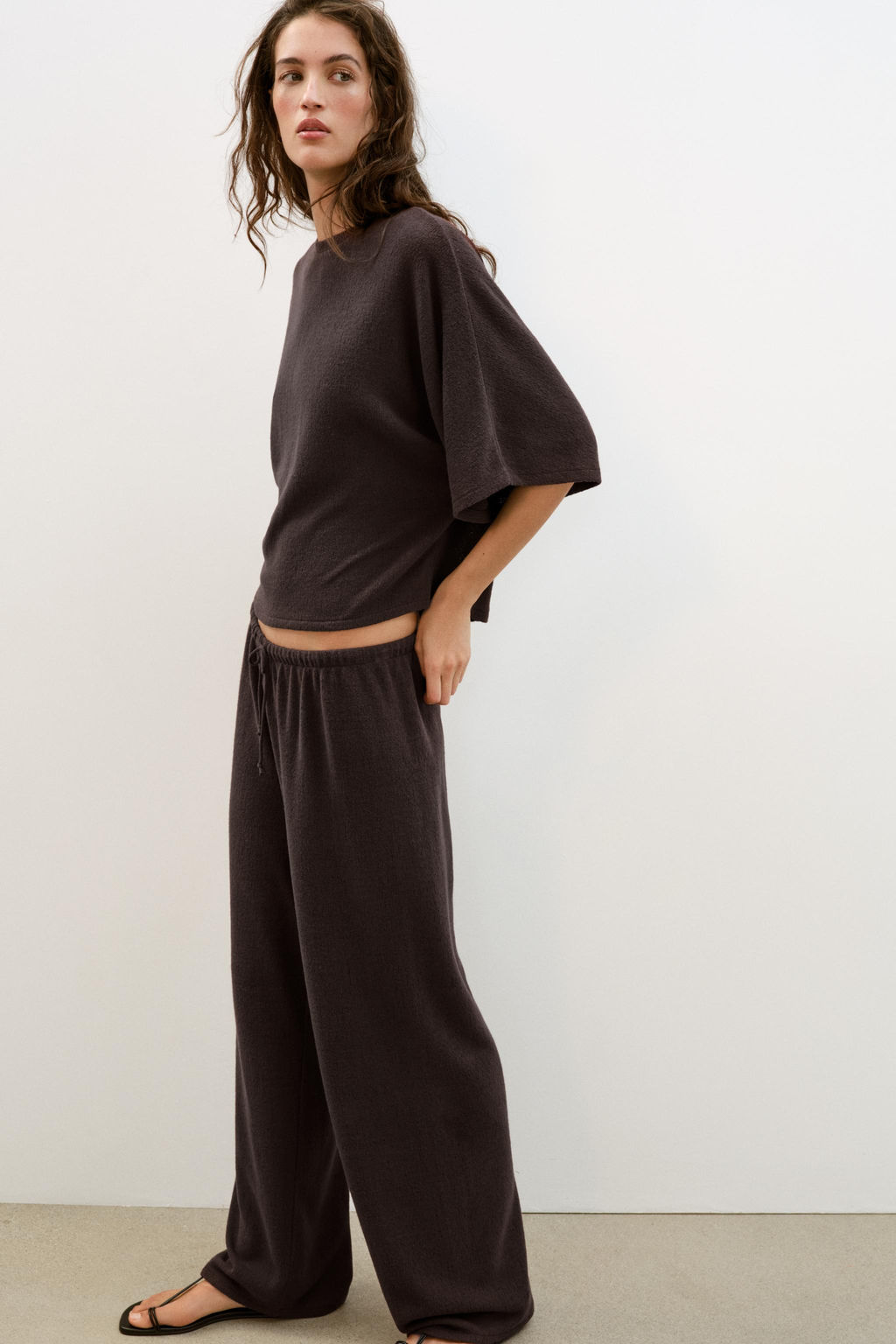 TOP R?STICO MANGA CORTA / Marr?n oscuro - Zara фото 4