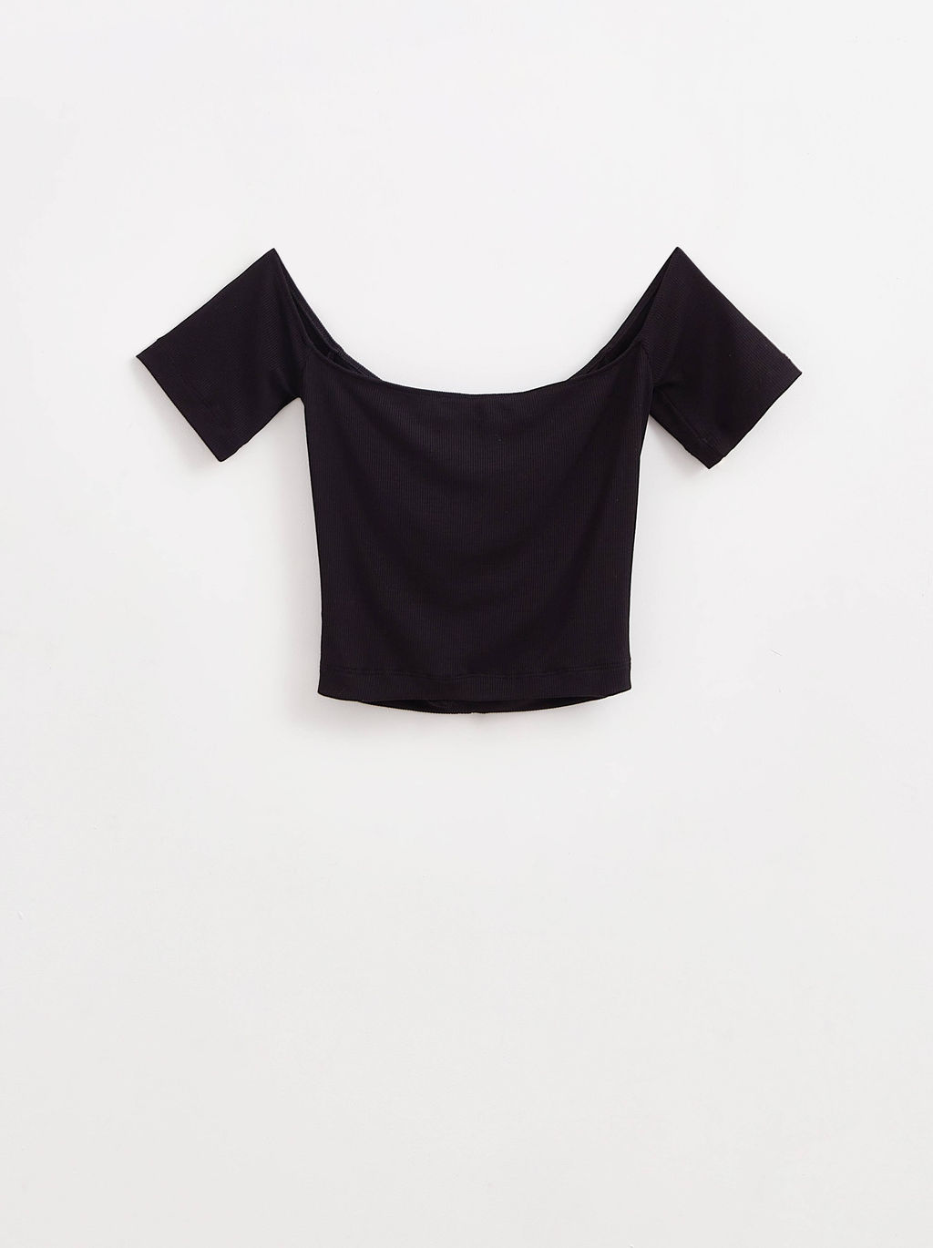 CONTE Укороченный топ в рубчик с отрытыми плечами и сборкой LD 2632 black - Conte elegant фото 8