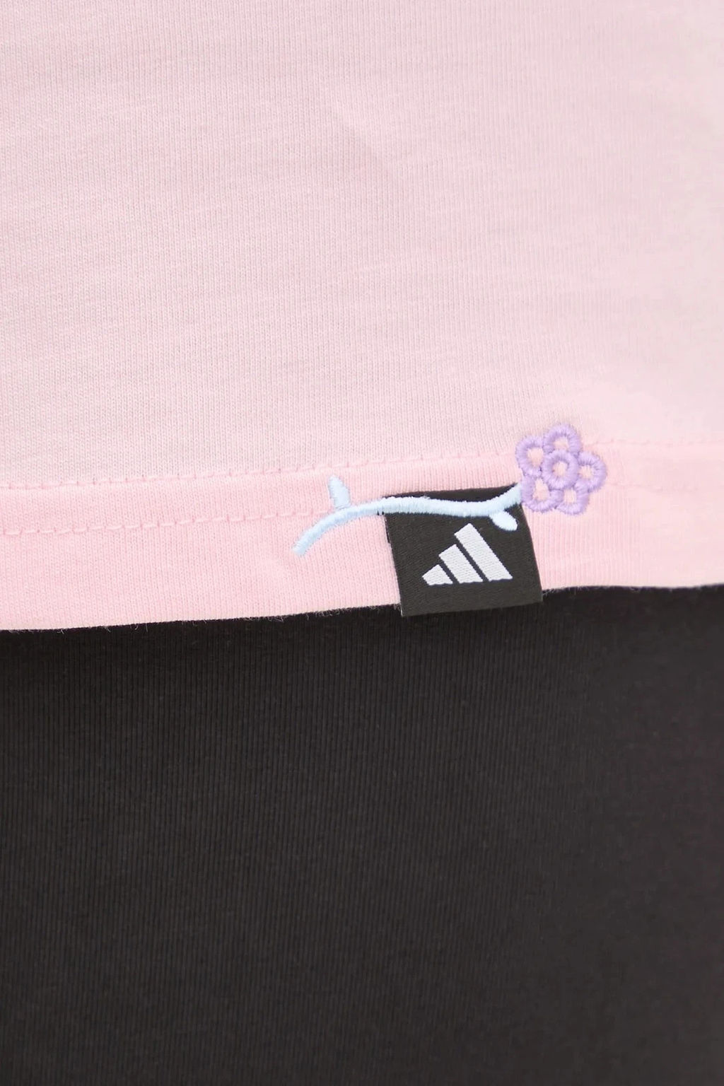 Футболка женская