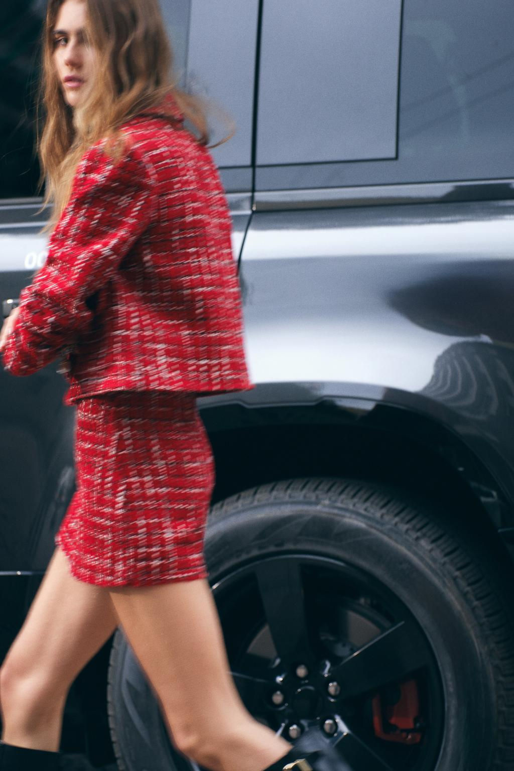 STRUCTURED JACKET WITH SHOULDER PADS - Zara фото 2