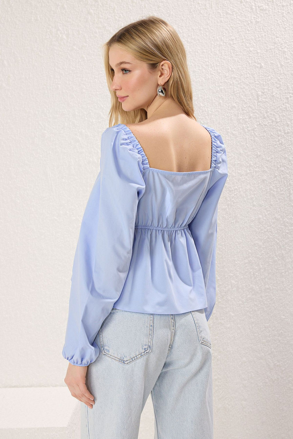 Ac?k Mavi Kare Yaka Kollar? Buzgulu Dokuma Bluz TWOSS25BZ00251 - Trendyolmilla фото 4