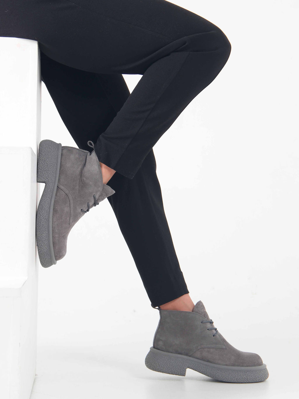 Ботинки 308.агата gr. серый замок замша б/Байка