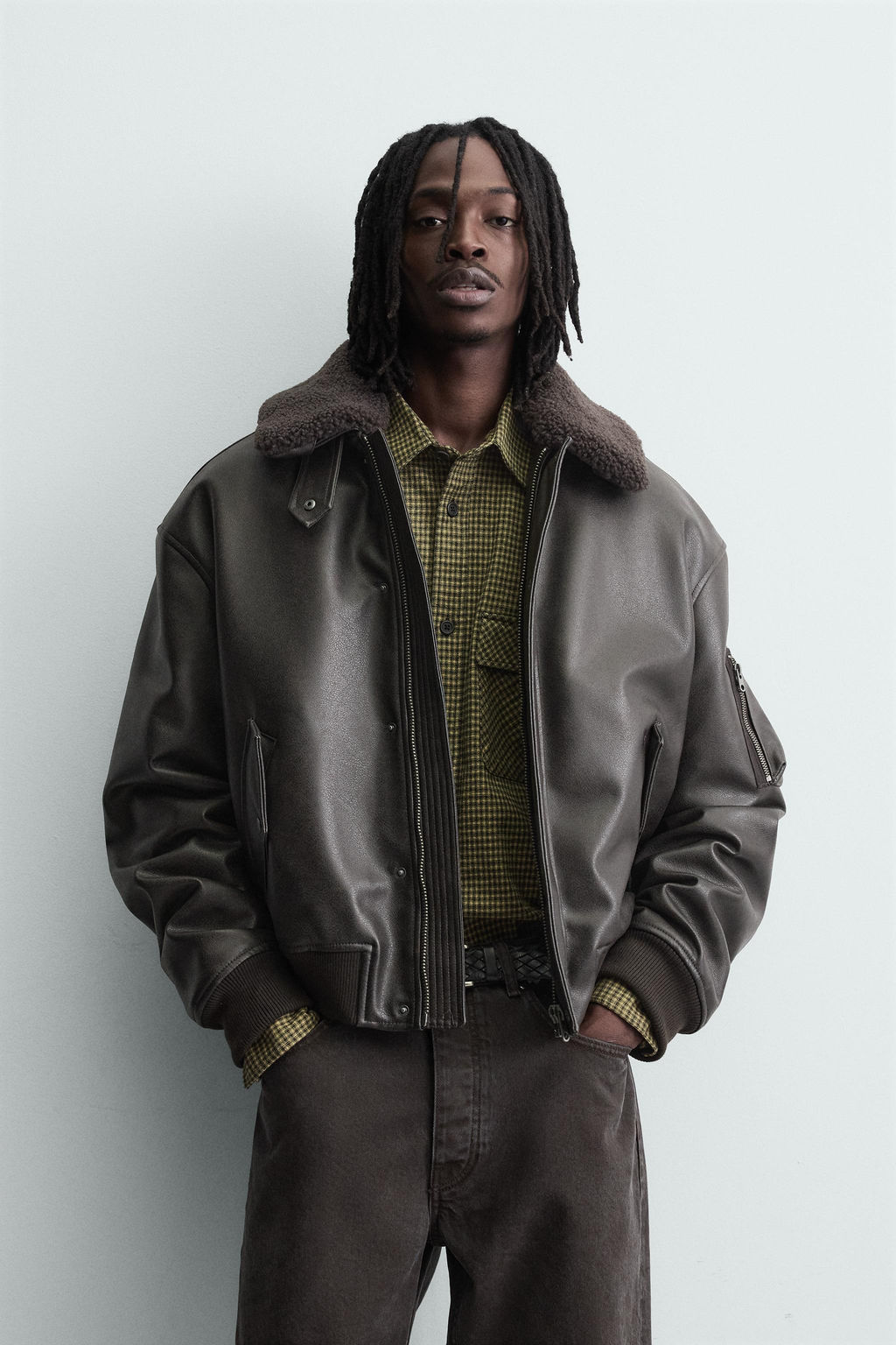 LEATHER EFFECT JACKET WITH DETACHABLE COLLAR - Zara фото 2