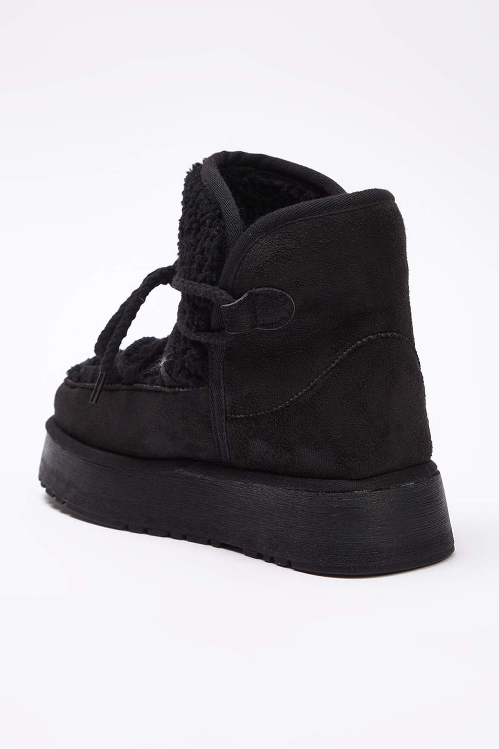 Siyah Bagc?kl? Ici Kurklu Yuvarlak Burun Duz Flatform Topuklu Kad?n Bot
TAKAW26BO00060 - Trendyolmilla фото 4