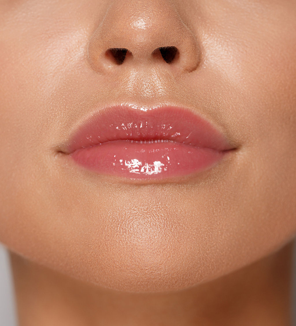 LuxVisage Блеск-плампер для губ LIP volumizer hot vanilla, тон 308 Spicy Rose, Unicorn 2.9г - Golden rose фото 3