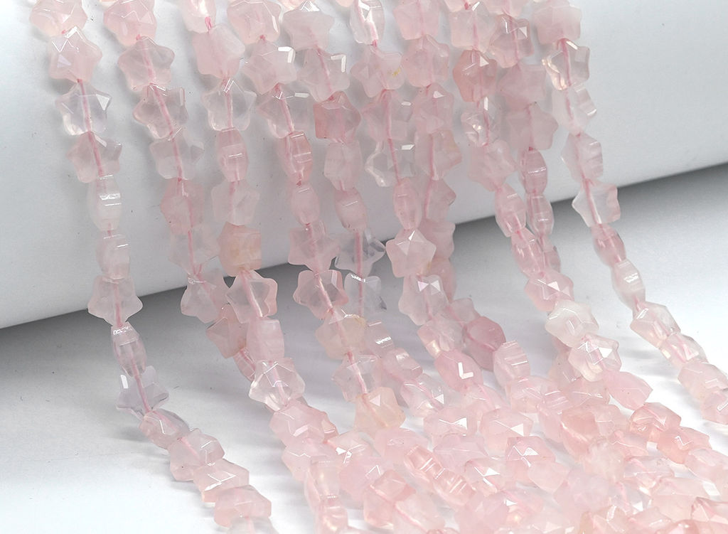 Бусины для рукоделия Звезды из розового кварца 8*8мм с гранями, 37см, 50 бусин. Радуга камня