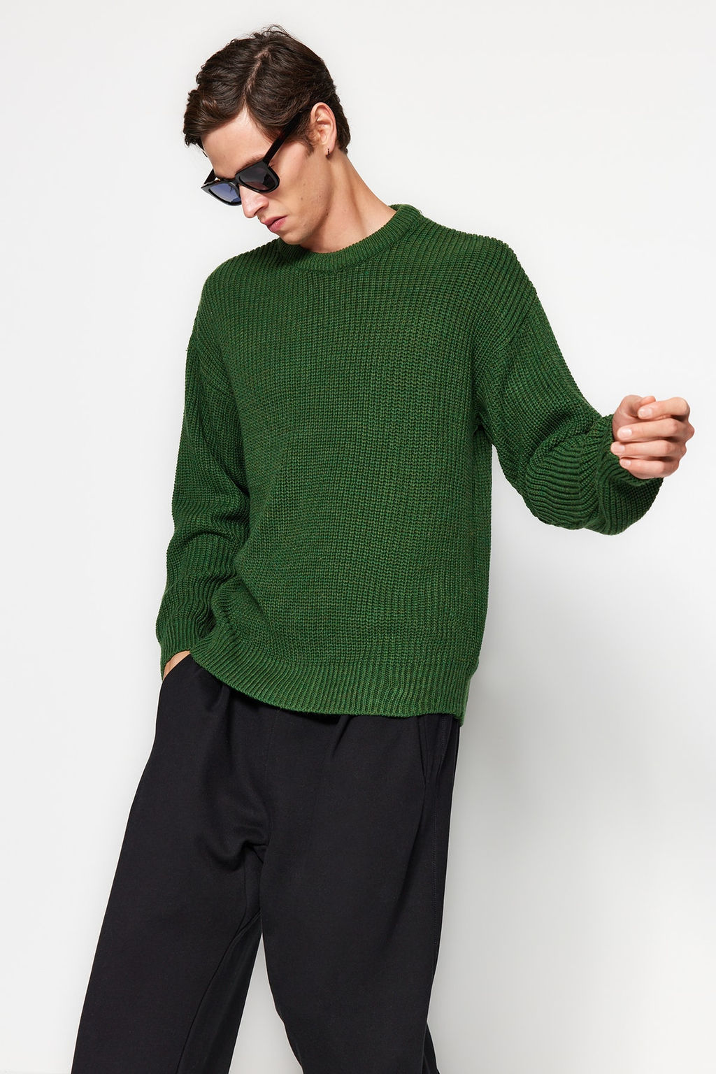 TRENDYOL MAN Tas Oversize Bisiklet Yaka Duz Triko Kazak TMNAW23KZ00189 - Trendyolmilla фото 2