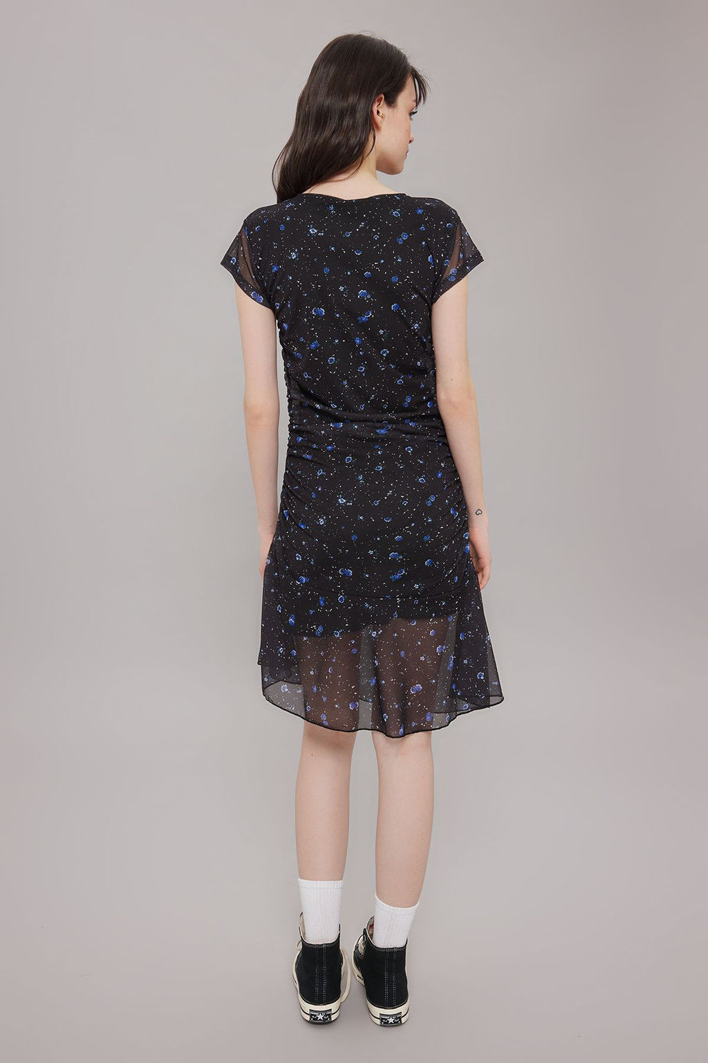 Siyah Cicekli Buzgu / Drape Mini Bask?l? Tul Fitted/Vucuda Oturan Esnek Orme Elbise TWOSS25EL00467 - Trendyolmilla фото 4