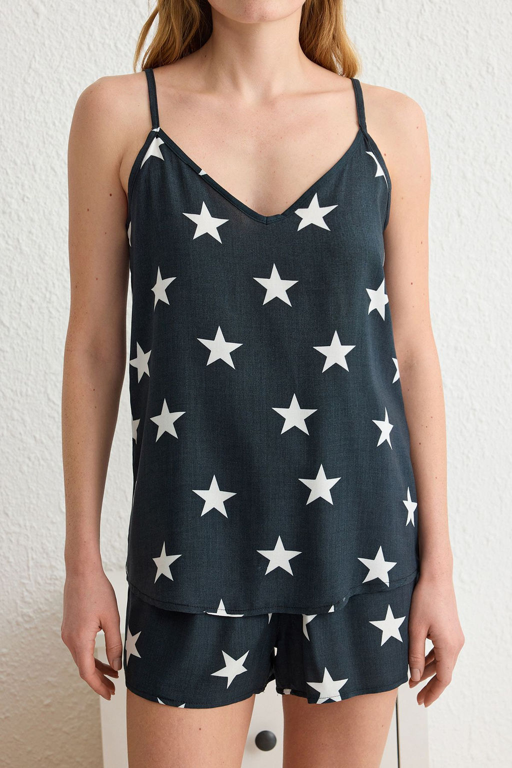 Trendyolmilla Yesil Y?ld?zl? Ip Ask?l? Viskon Sortlu Dokuma Pijama Tak?m? THMSS20PT0295  фото 3