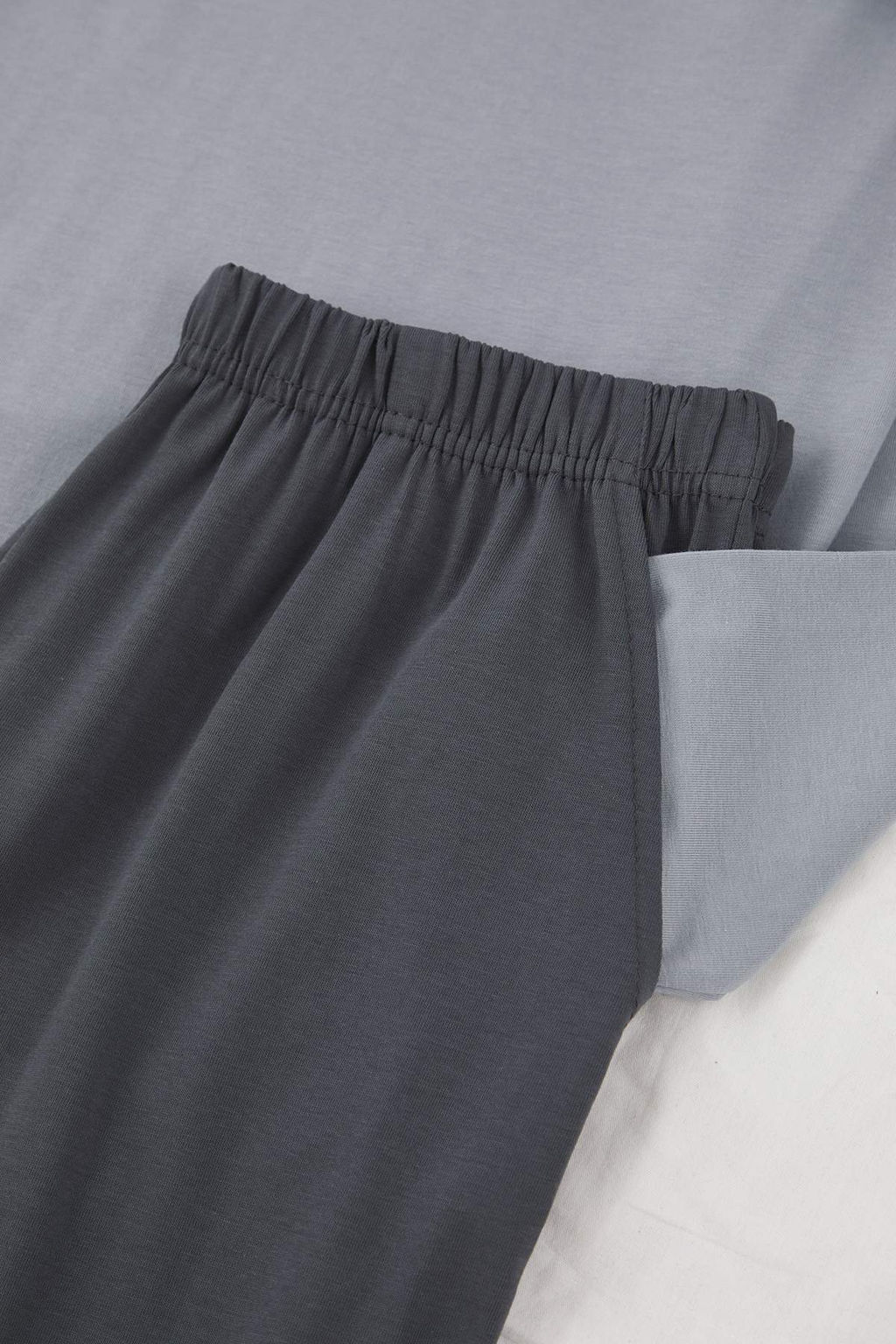 Gri Regular Kesim Yaka Detayl? Cepli Orme Pijama Tak?m? TMNAW26PT00011 - Trendyolmilla фото 3