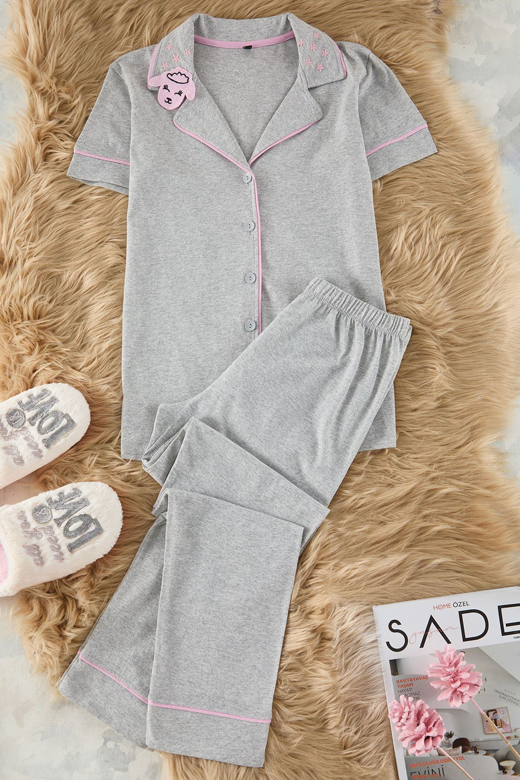 Trendyolmilla Siyah Pamuklu Yaka Kuzu Bask?l? Dar Kal?p Orme Pijama Tak?m? THMAW22PT0704