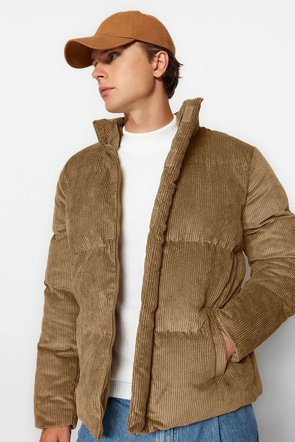 TRENDYOL MAN Camel Regular Fit Dik Yaka Fitilli Kadife Sisme K?sl?k Mont TMNAW22MO0182 - Trendyolmilla фото 14