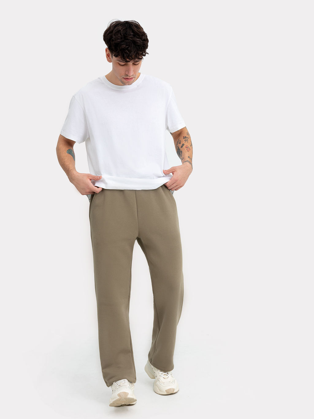 Брюки мужские в зеленом цвете хаки 181240