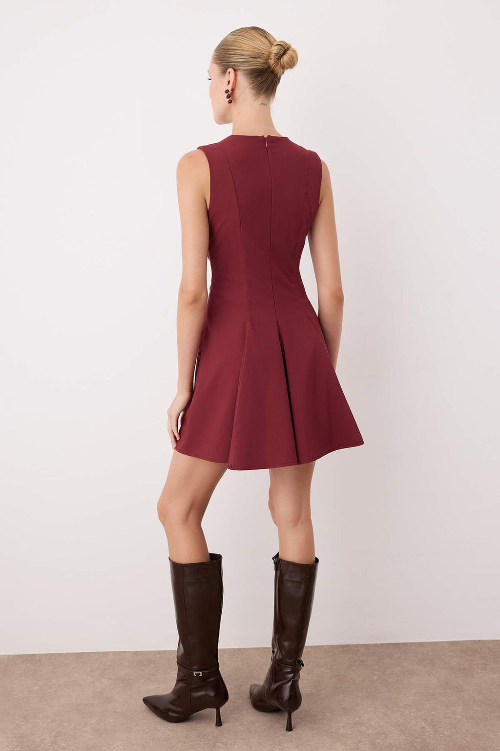 Koyu Bordo Etegi Belden Ac?lan K?sa / Mini Dokuma Elbise TWOAW25EL00244