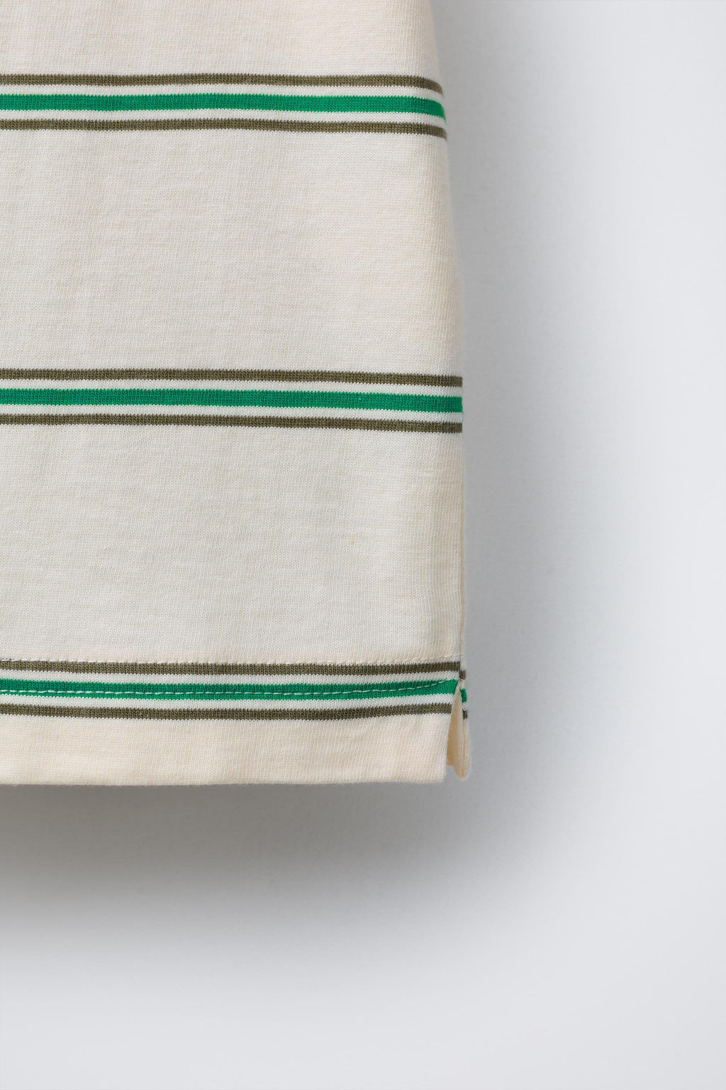 STRIPED PATCH T-SHIRT - Zara фото 4