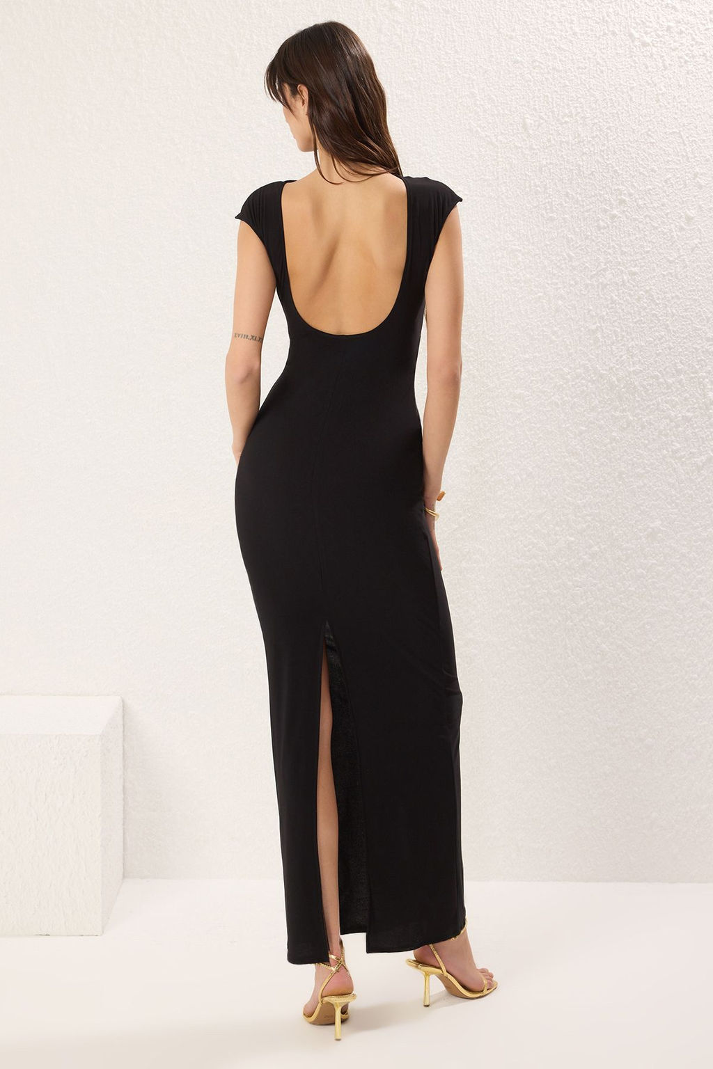 TRENDYOLMILLA Siyah Aksesuar Detayl? Orme Uzun S?k Abiye & Mezuniyet Elbise TPRSS25AE00097  фото 12